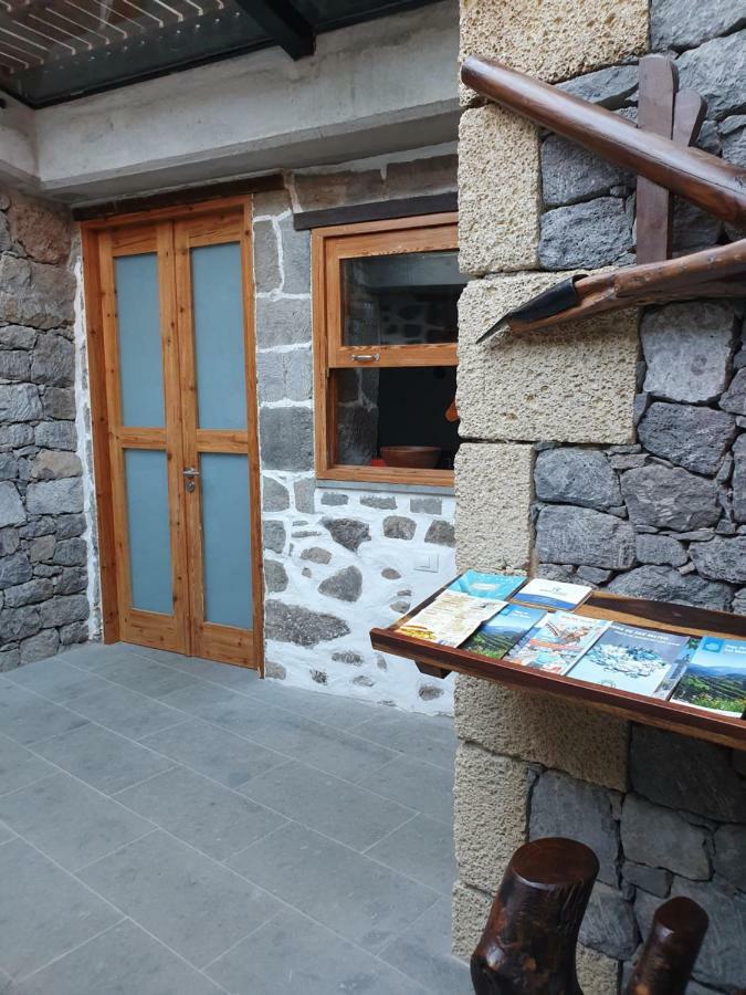 Cho Almeida Vega de San Mateo Exterior photo
